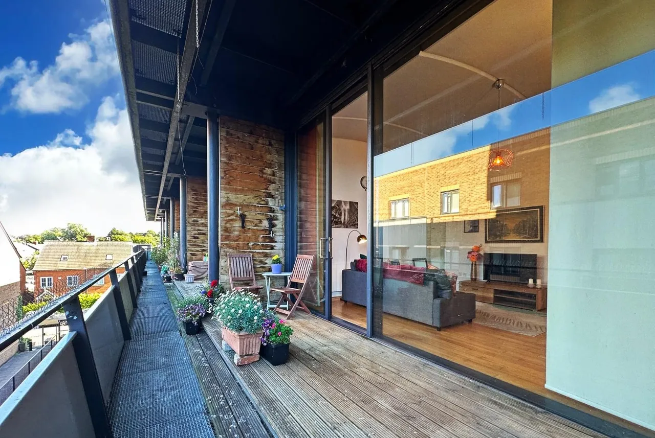 Woodfield Road, Altrincham, Cheshire WA14 4RB, photo 24