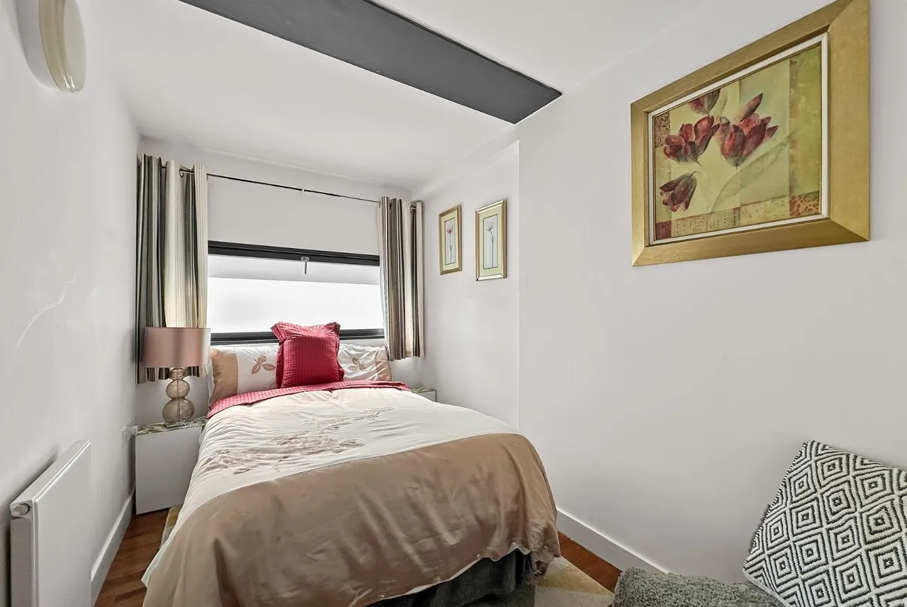 Woodfield Road, Altrincham, Cheshire WA14 4RB, photo 18