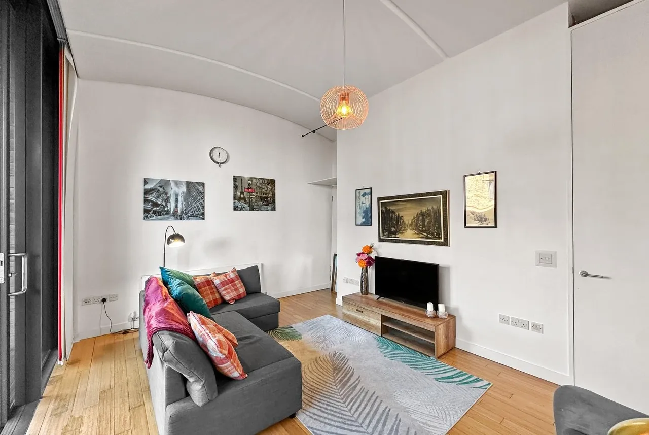Woodfield Road, Altrincham, Cheshire WA14 4RB, photo 8