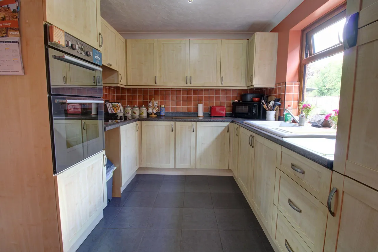 Straight Road, Battisford, IP14, photo 2
