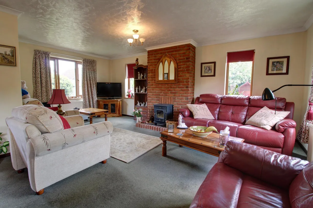 Straight Road, Battisford, IP14, photo 4