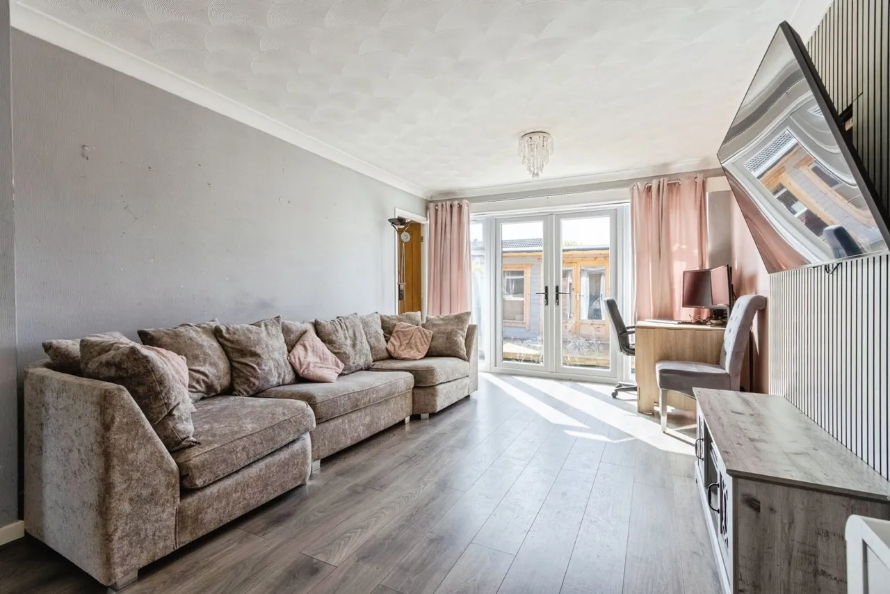 Cumbrian Way, Wakefield, West Yorkshire, WF2, photo 2