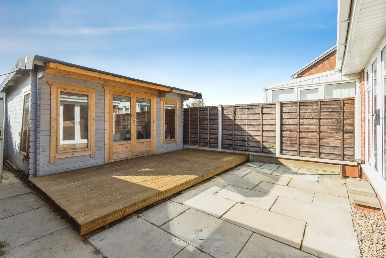 Cumbrian Way, Wakefield, West Yorkshire, WF2, photo 4
