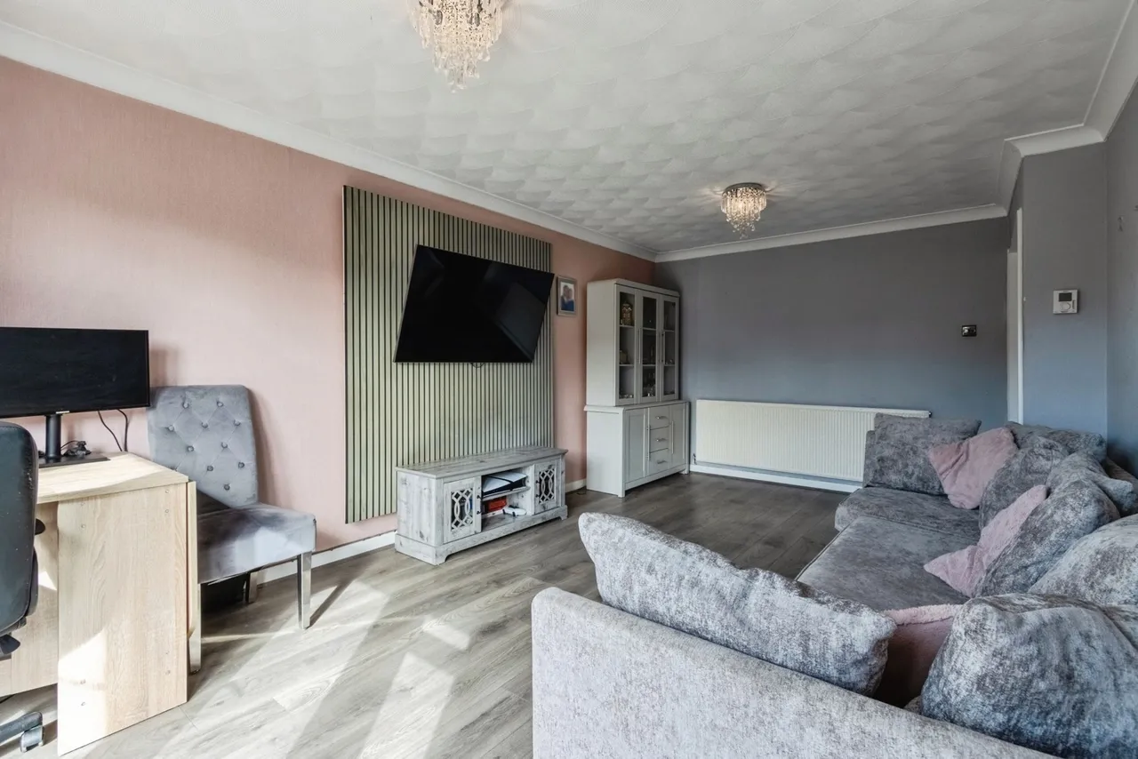 Cumbrian Way, Wakefield, West Yorkshire, WF2, photo 7