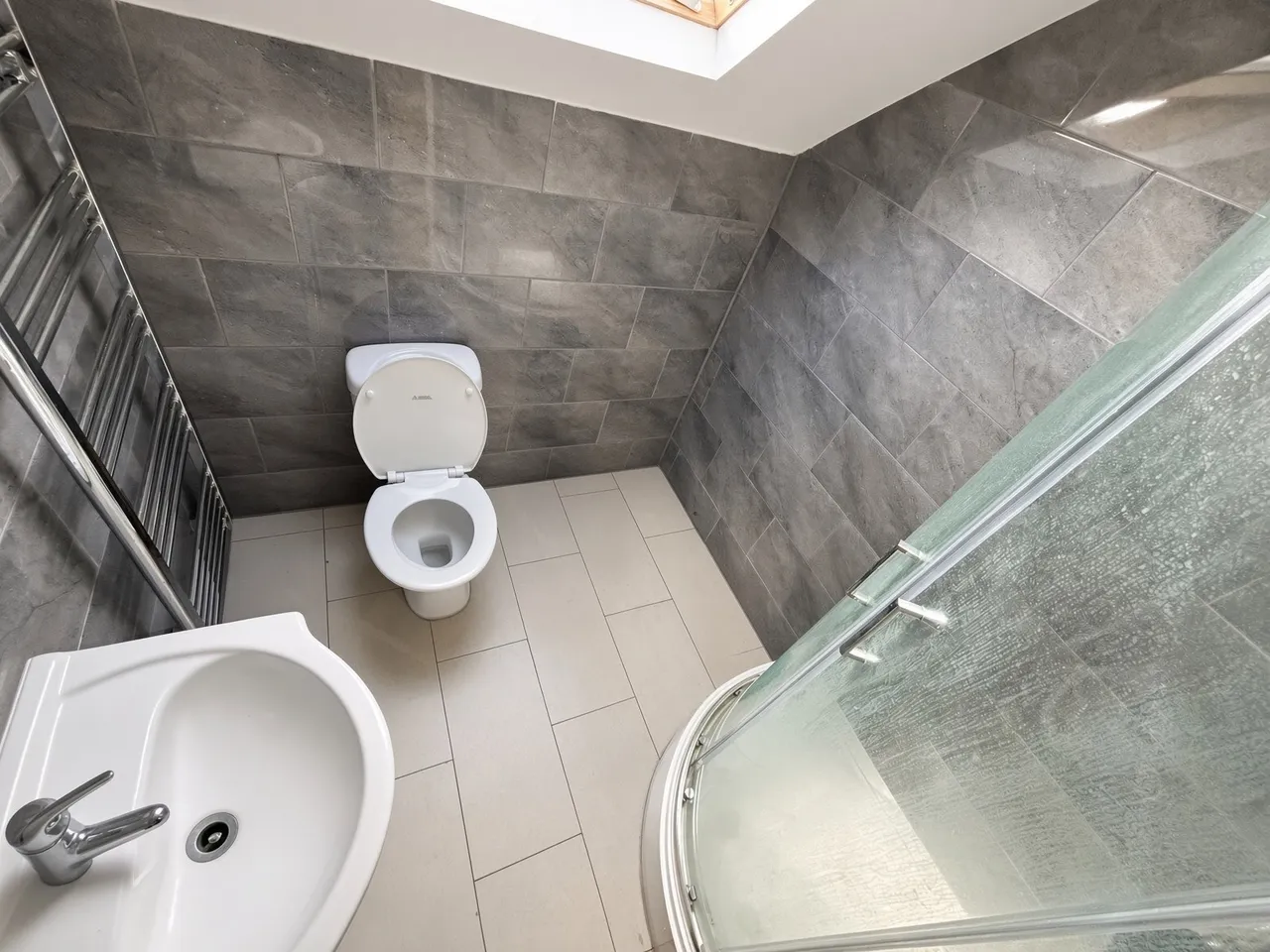 Palmerston Crescent, Palmers Green, N13 4UA, photo 8