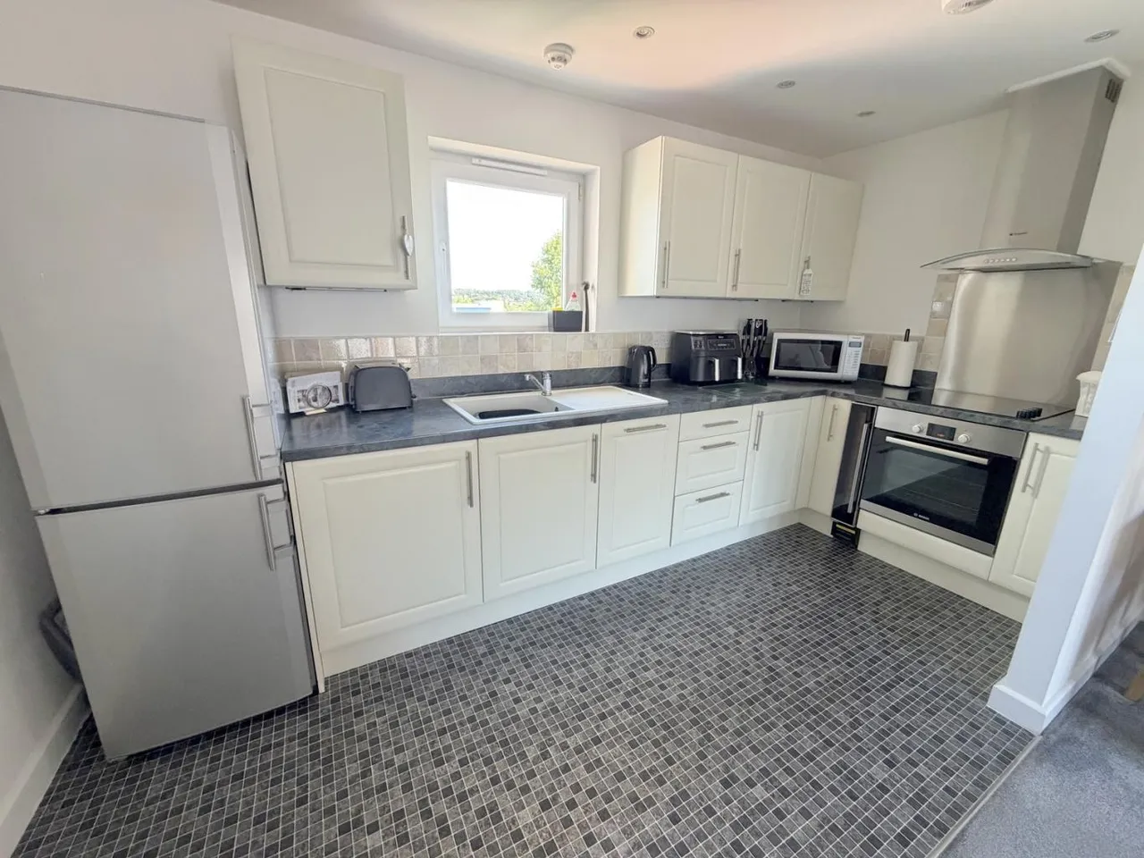 Avenel Way, BH15, photo 4