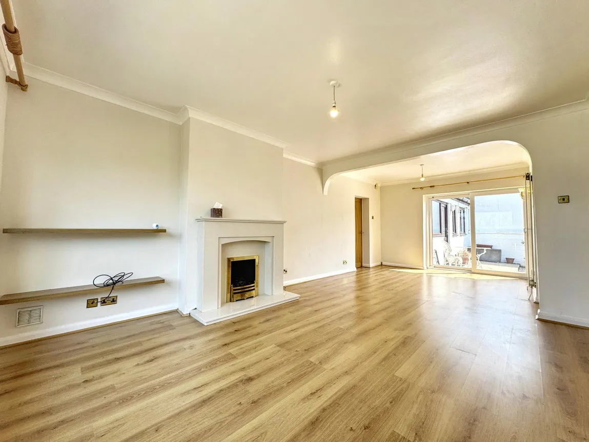 Pen Lan, Towyn, LL22 9LW, photo 2