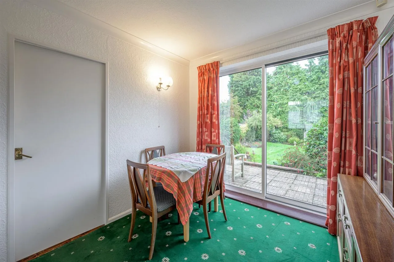 Buckingham Grove, Kingswinford, DY6, photo 4
