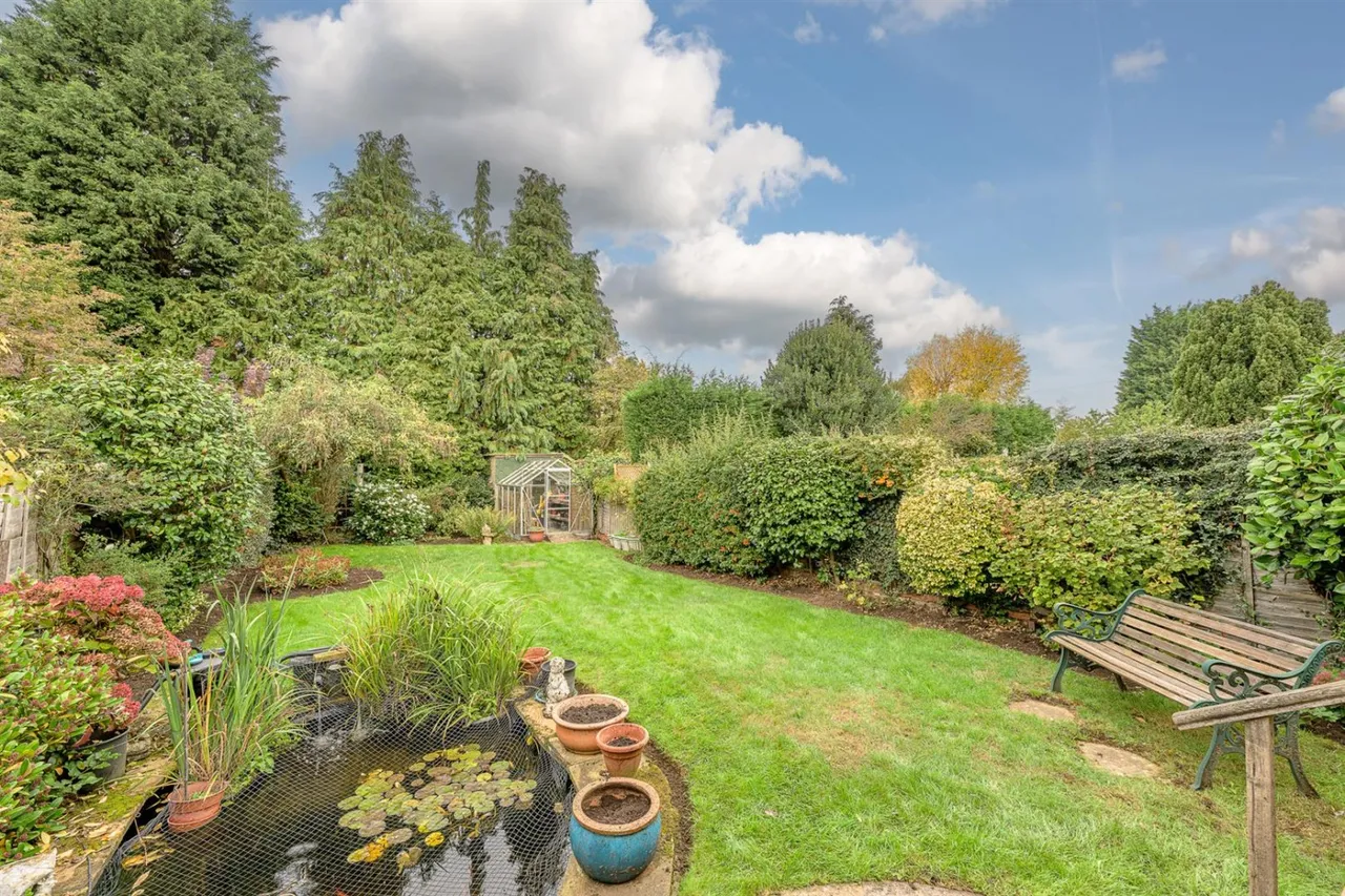 Buckingham Grove, Kingswinford, DY6, photo 10