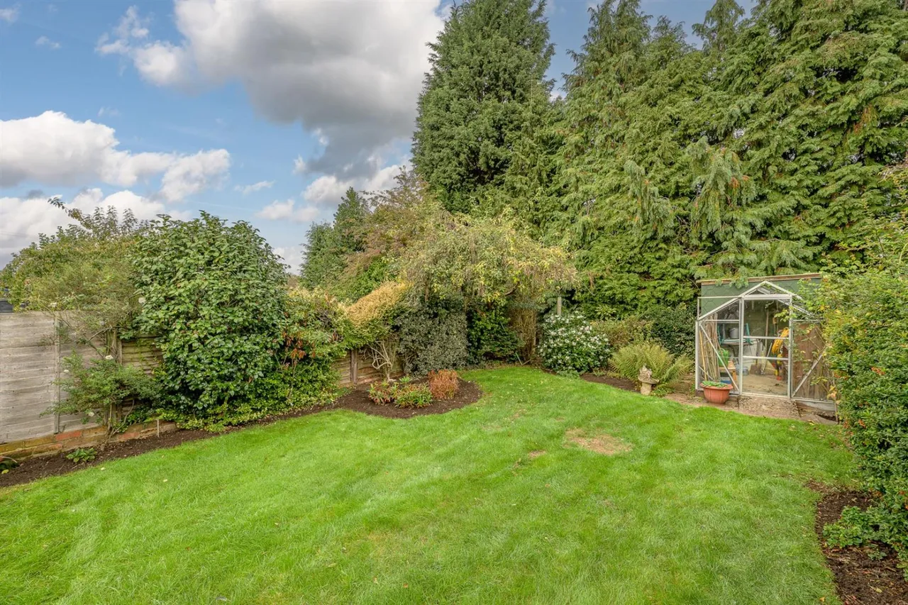 Buckingham Grove, Kingswinford, DY6, photo 20