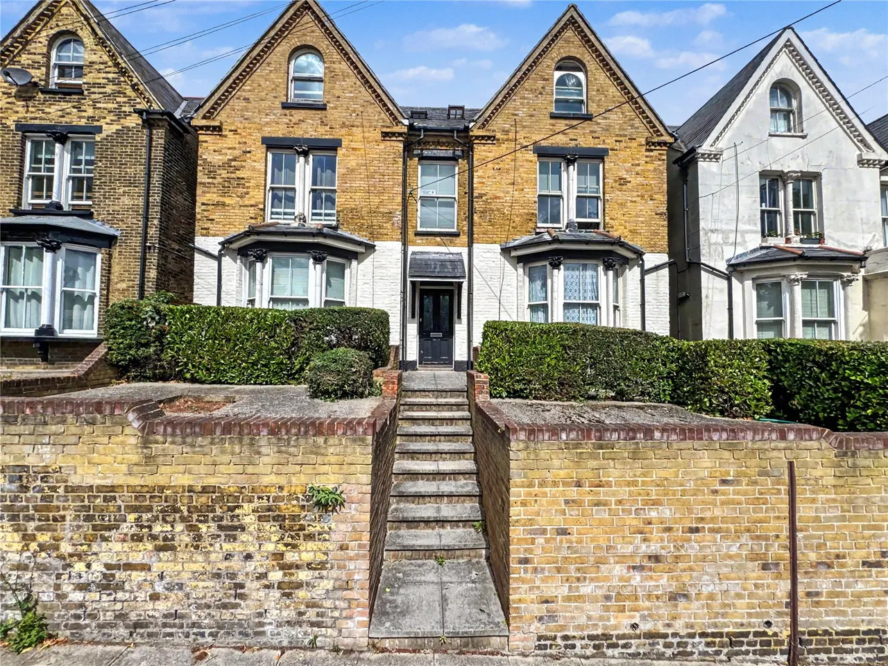 1 bed 1 bedroom property for sale, Railway Street, Gillingham, ME7