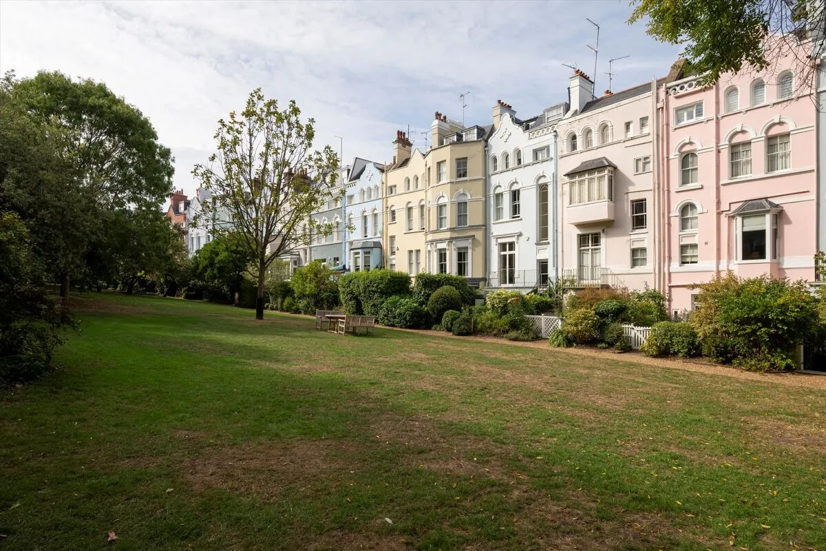Lansdowne Crescent, London, W11, photo 13