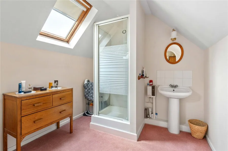 House Under Offer with 4 bedrooms in Debden, Nr Saffron Walden, CB11, photo 11
