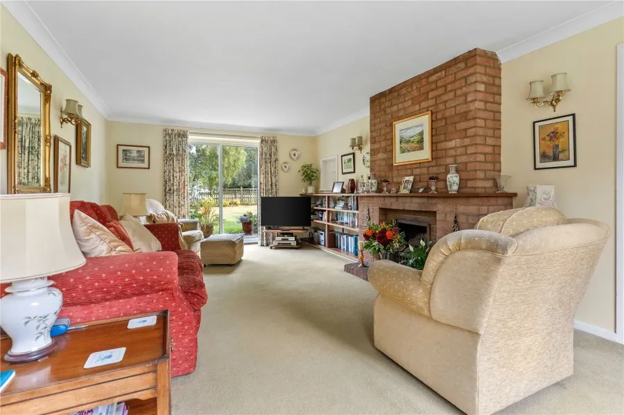 House Under Offer with 4 bedrooms in Debden, Nr Saffron Walden, CB11, photo 6