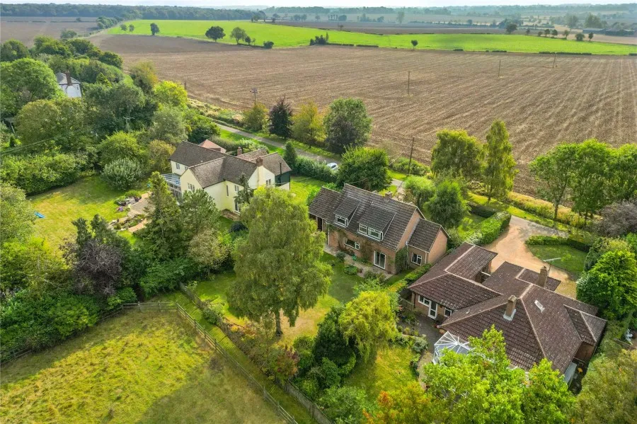 House Under Offer with 4 bedrooms in Debden, Nr Saffron Walden, CB11, photo 14