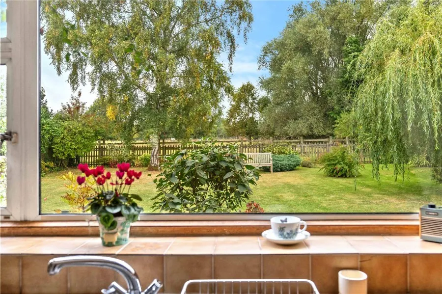 House Under Offer with 4 bedrooms in Debden, Nr Saffron Walden, CB11, photo 16