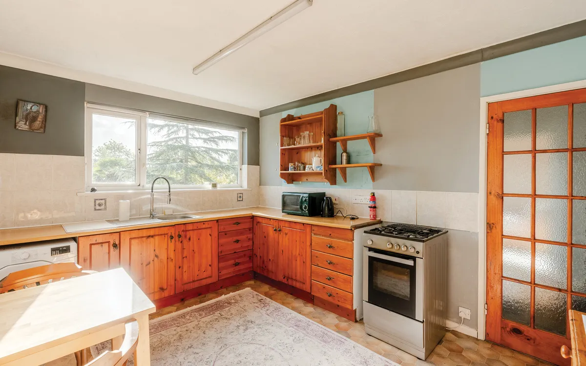 Westerleigh Road, Bristol, BS16, photo 9