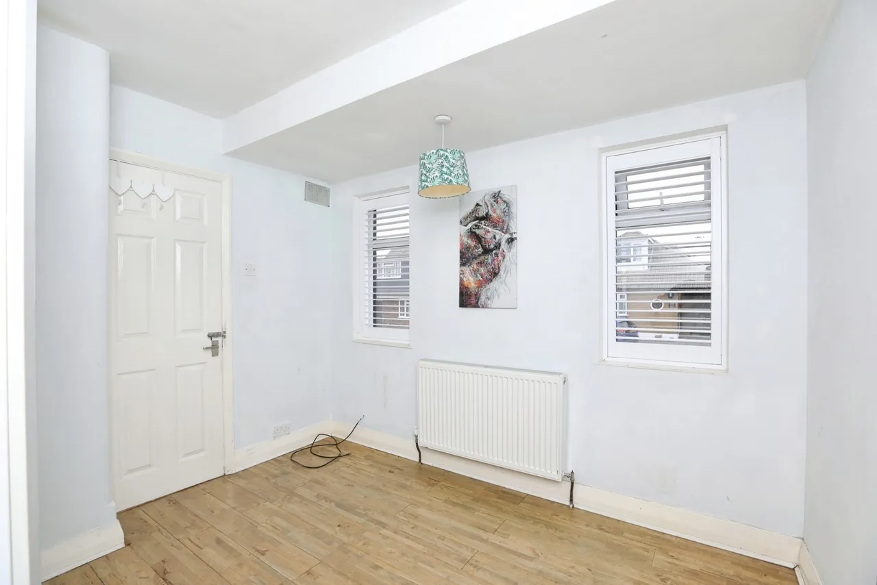 Shurland Avenue, Minster On Sea, ME12, photo 13