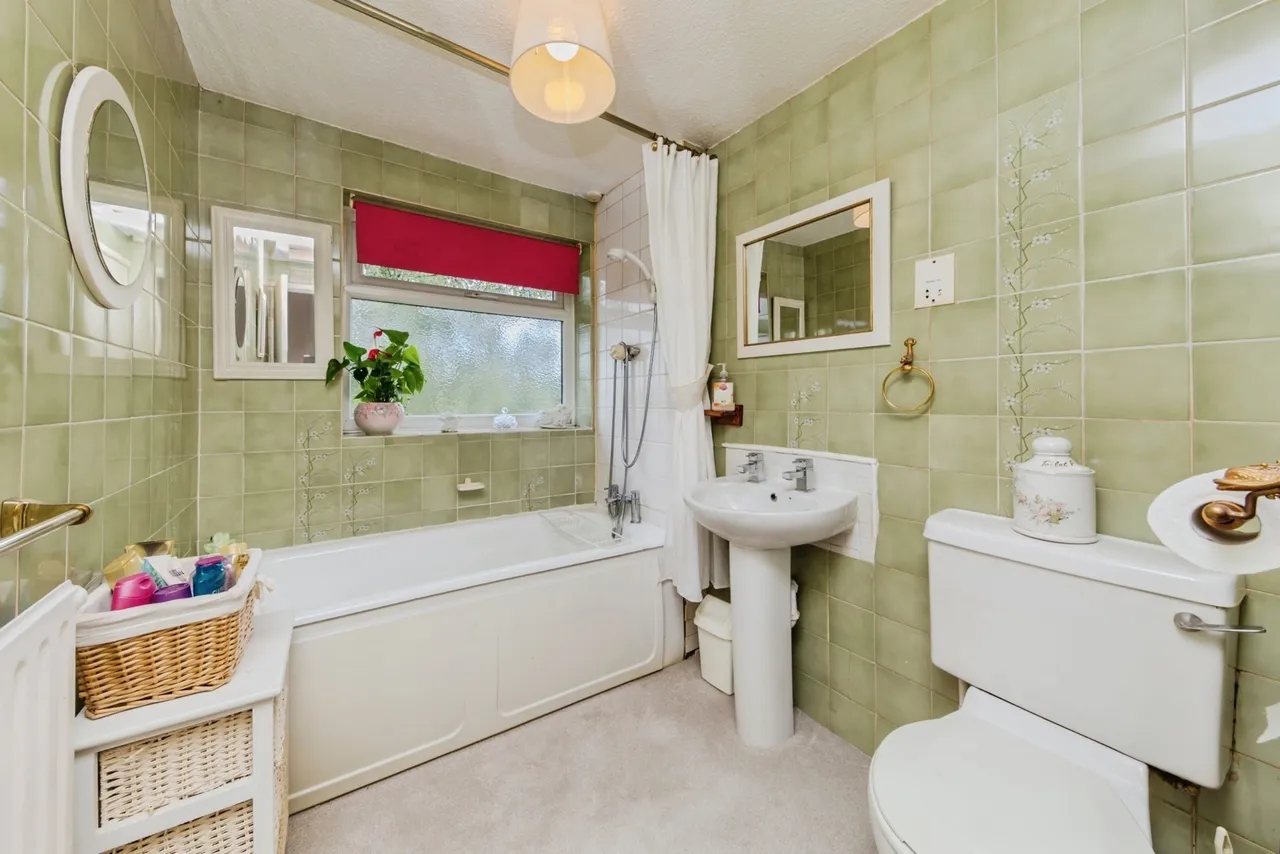 Henbury Rise, Henbury, Macclesfield, Cheshire, SK11, photo 16