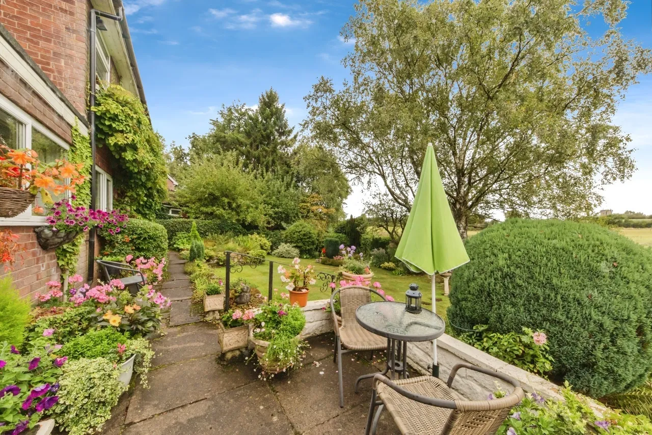 Henbury Rise, Henbury, Macclesfield, Cheshire, SK11, photo 13