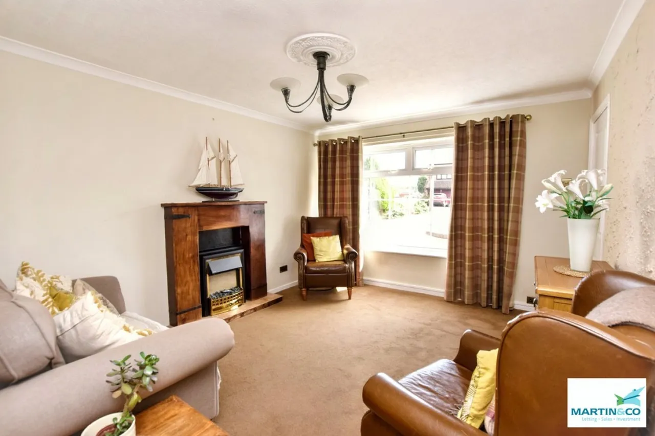 Lochmore Close, Hinckley, photo 3