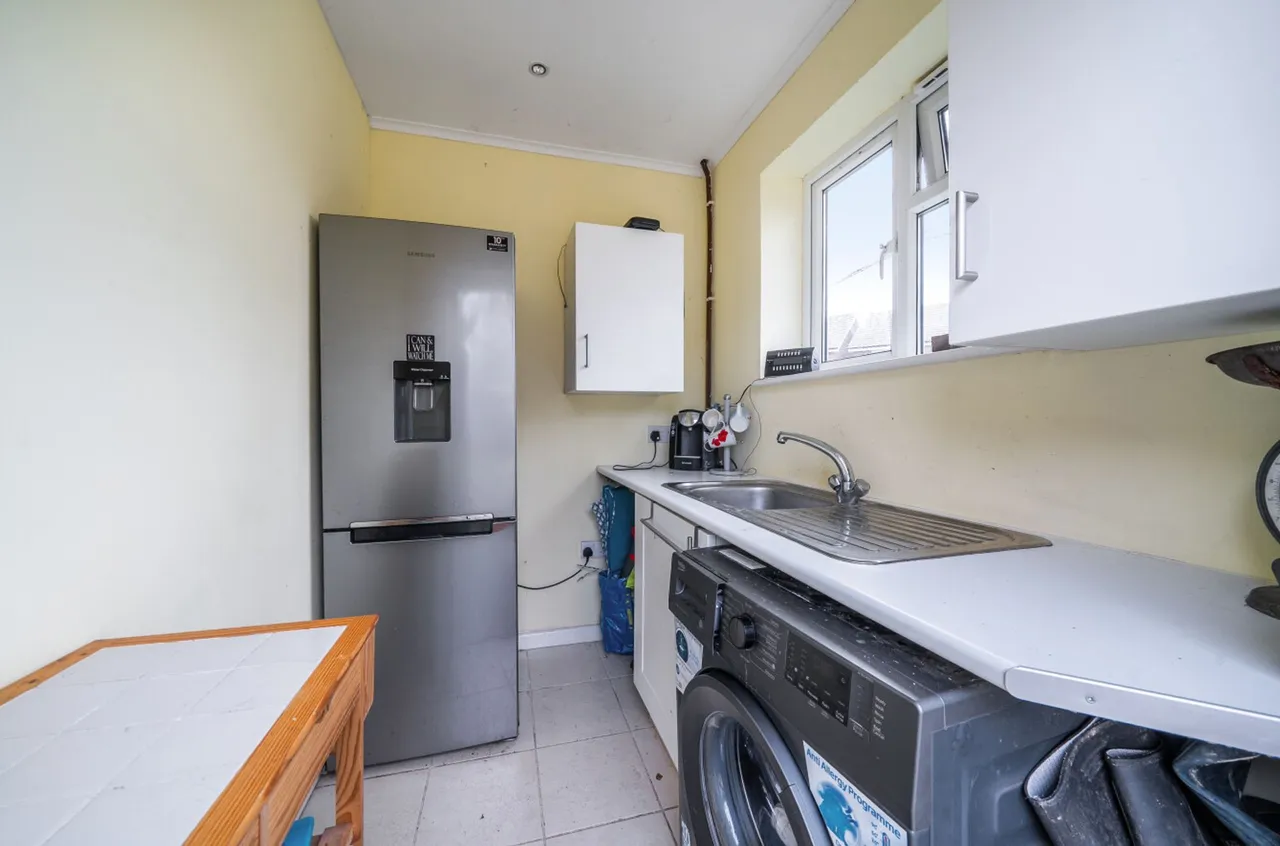 Woodgate Close, Woodgate, PO20, photo 17