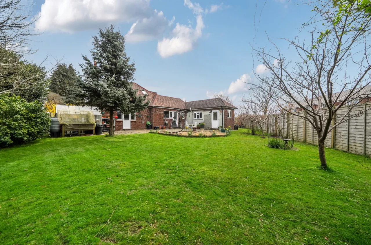 Woodgate Close, Woodgate, PO20, photo 19