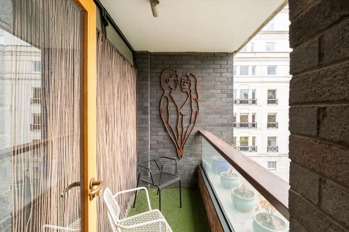Bourdon Street, London, W1K, photo 3
