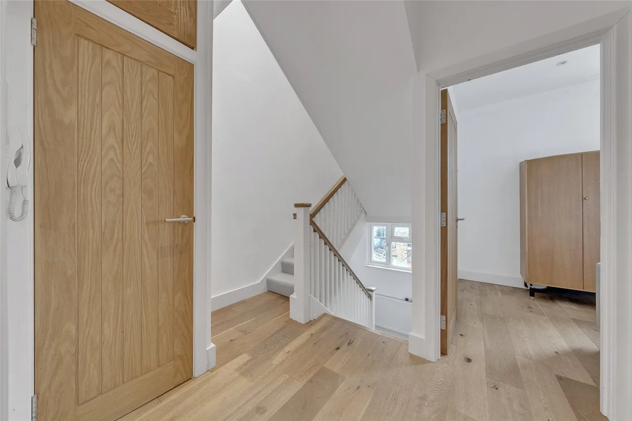 Maygrove Road, London, NW6, photo 10