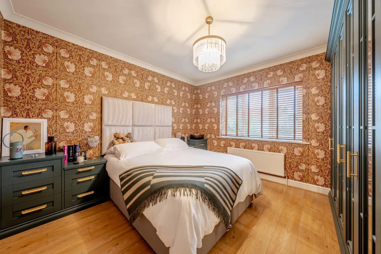 Hillam Hall View, Leeds, LS25, photo 11