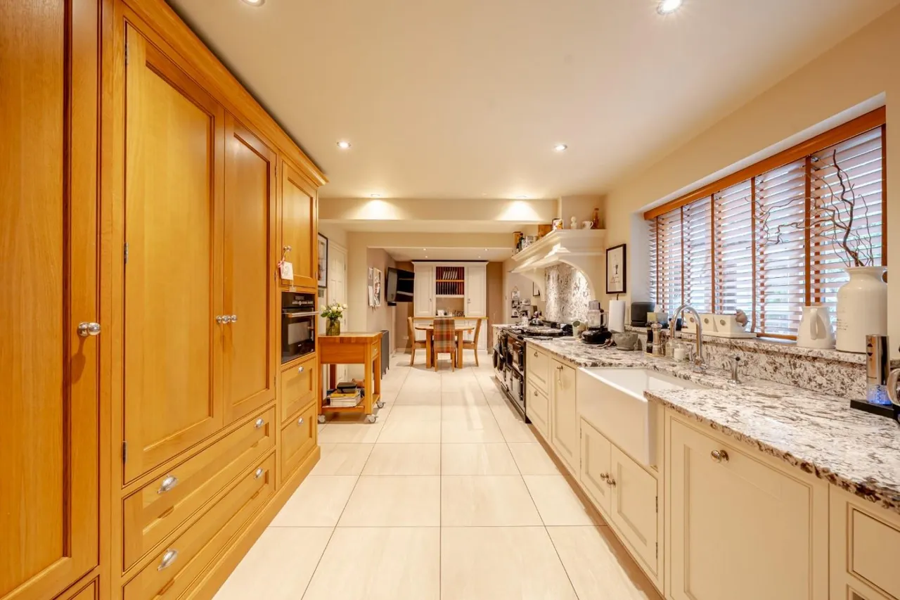 Hillam Hall View, Leeds, LS25, photo 3