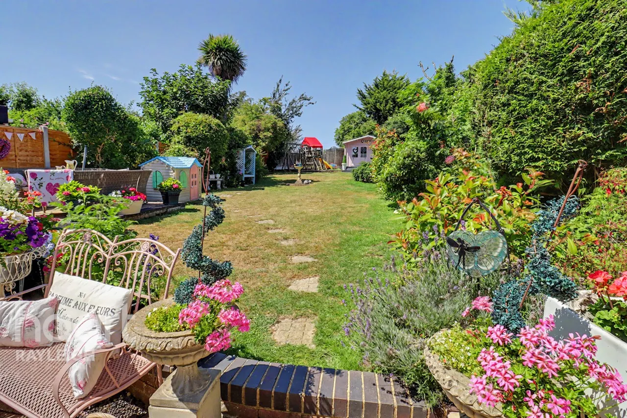 Hockley Road, Rayleigh, SS6, photo 23