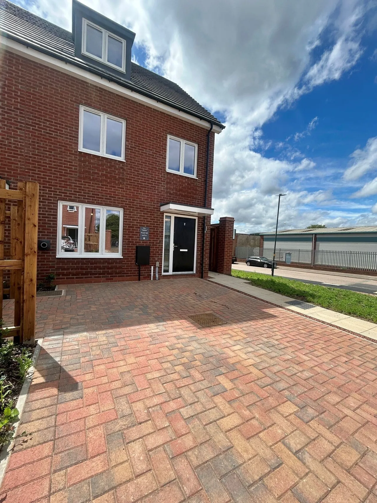 3 bed house to rent, Brass Lane, B1