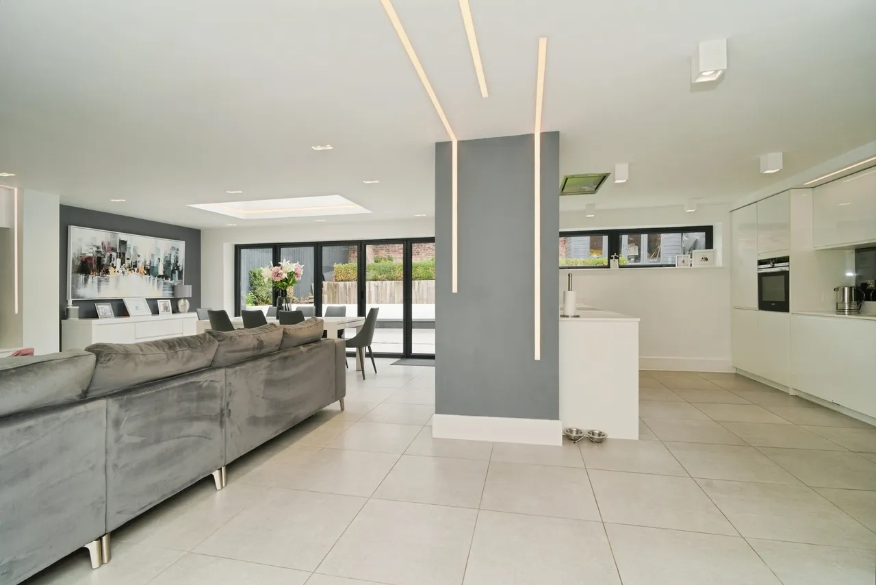 Astley Hall Drive, Astley, M29, photo 2