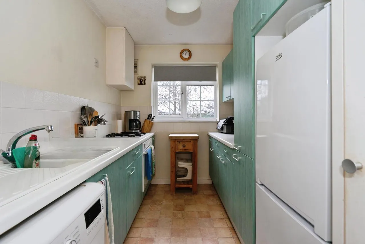 Heathfield Green, Midhurst, GU29, photo 6