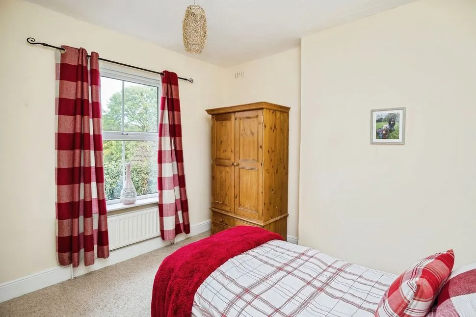 Oaklands Road, Chirk Bank, LL14, photo 18