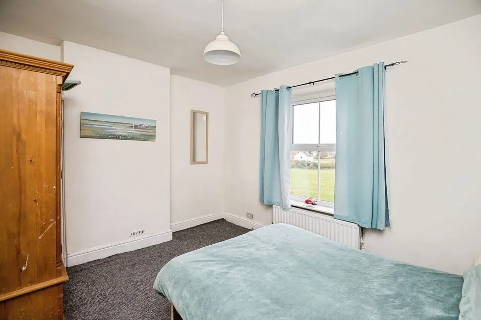 Oaklands Road, Chirk Bank, LL14, photo 15