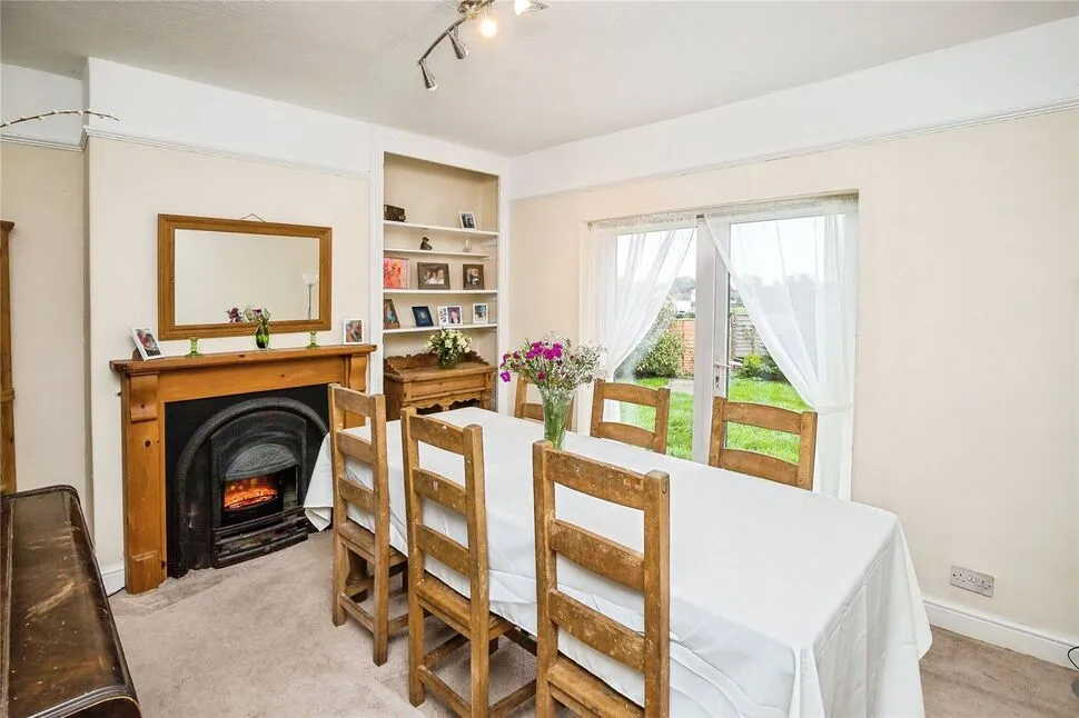 Oaklands Road, Chirk Bank, LL14, photo 4