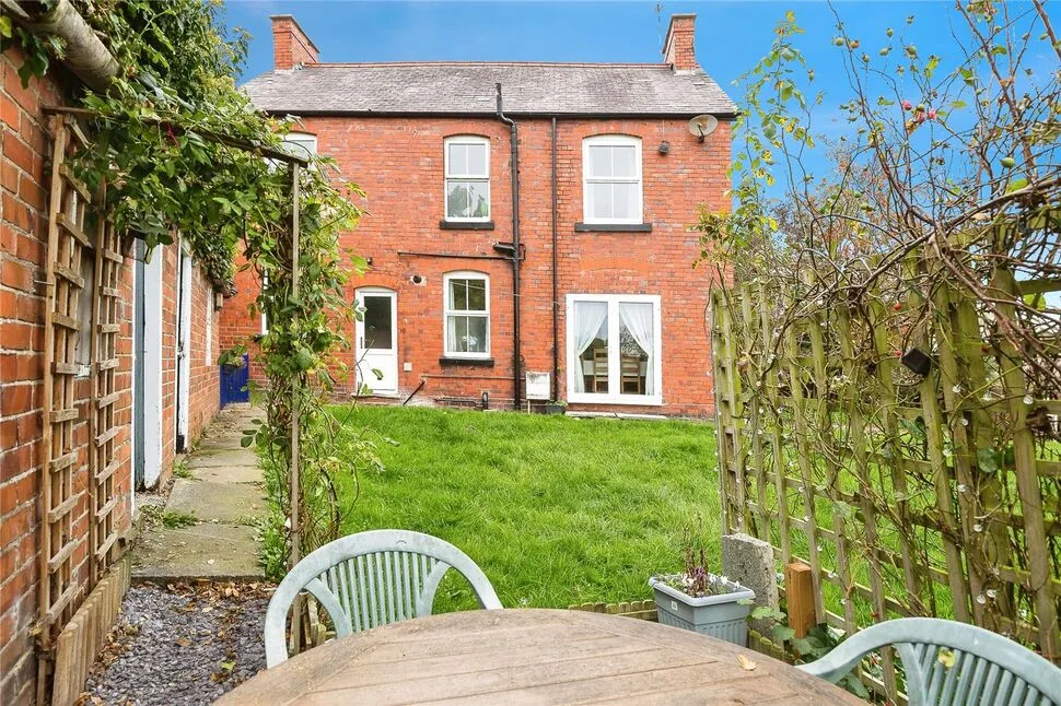 Oaklands Road, Chirk Bank, LL14, photo 20