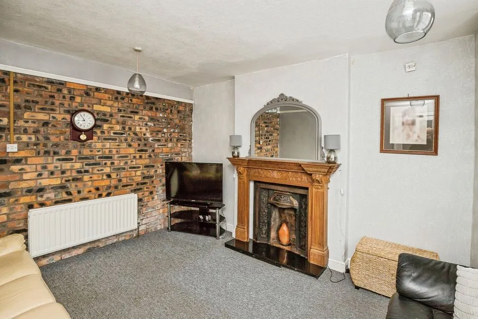 Oaklands Road, Chirk Bank, LL14, photo 3