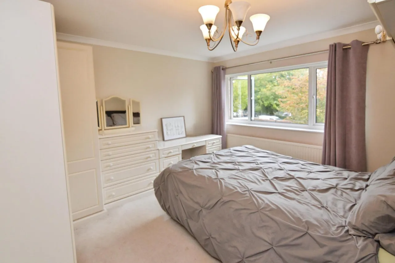 Wellesley Drive, Crowthorne, RG45, photo 6