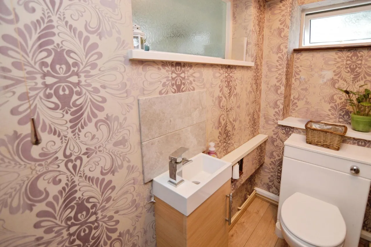 Wellesley Drive, Crowthorne, RG45, photo 11