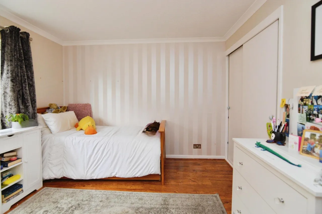 Wellesley Drive, Crowthorne, RG45, photo 7