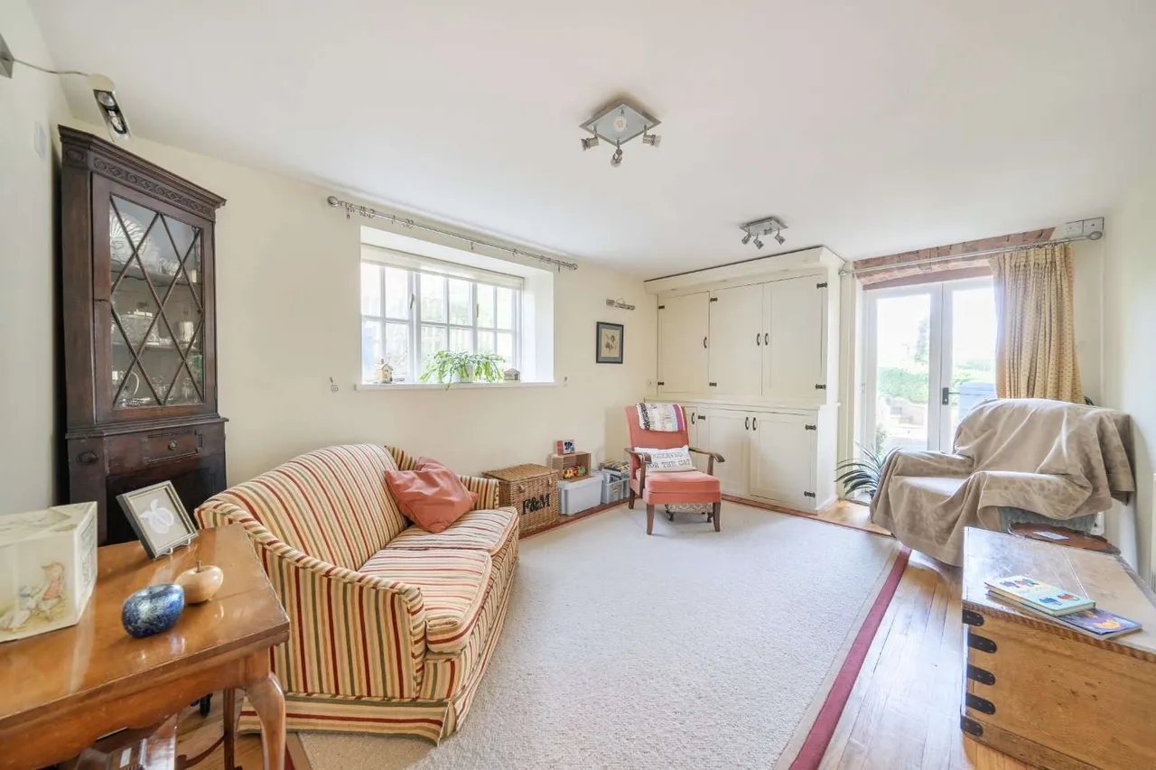 Colsterworth Road, Skillington, Grantham, Lincolnshire, NG33 5HF, photo 10