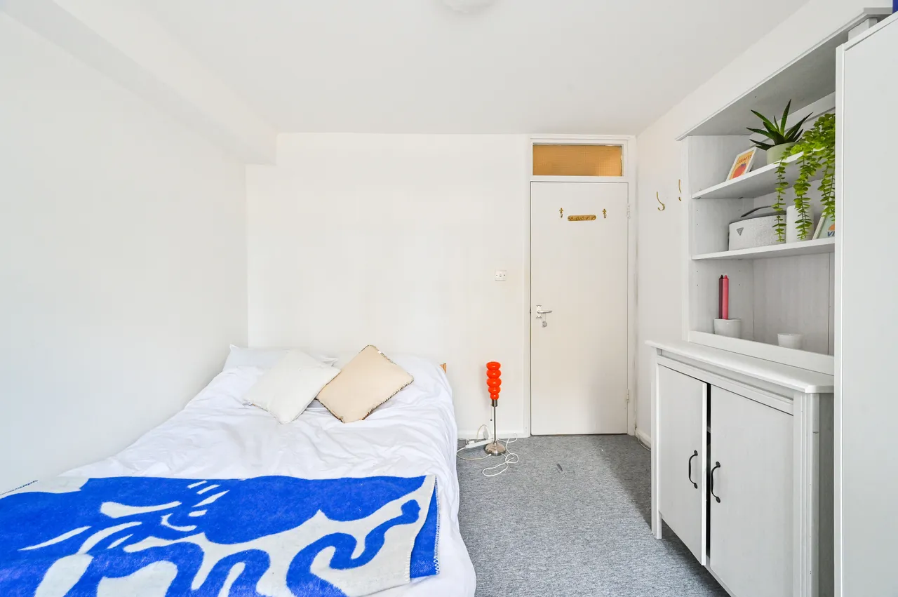 3 Parkside Court, 135 Palmerston Road, London, photo 12