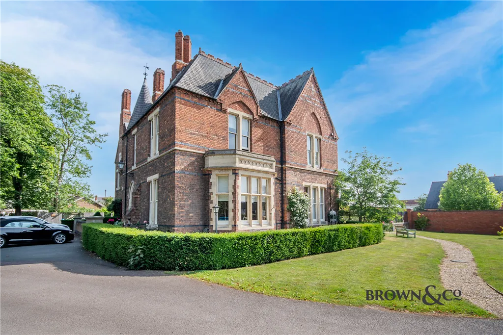 1 bed property for sale, New Court Gardens, Retford