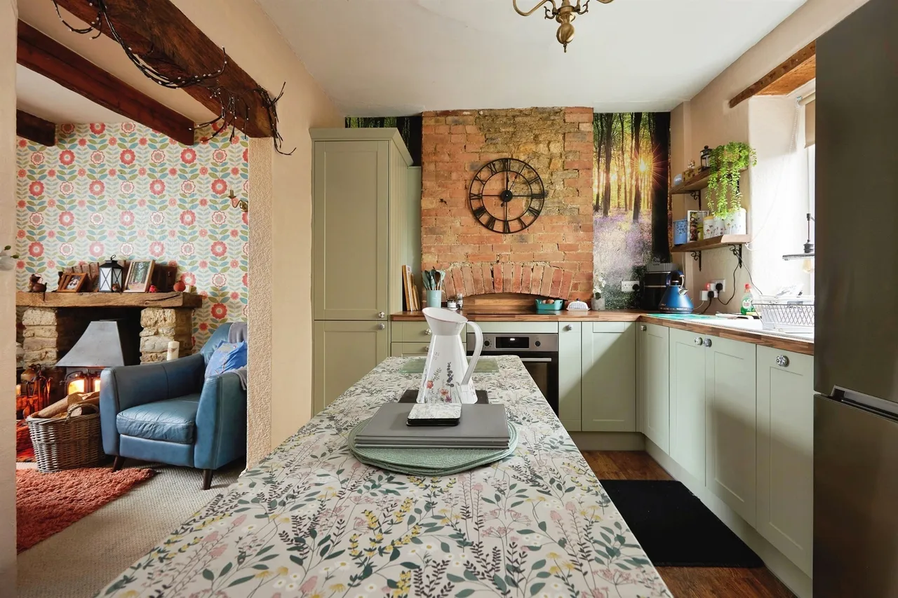 Priory Villas, Wincanton, BA9, photo 5
