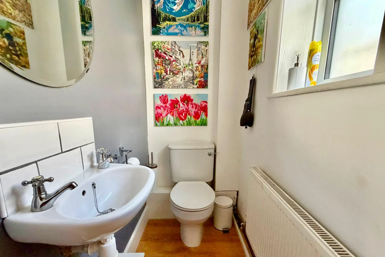 Ringwood, BH24, photo 17