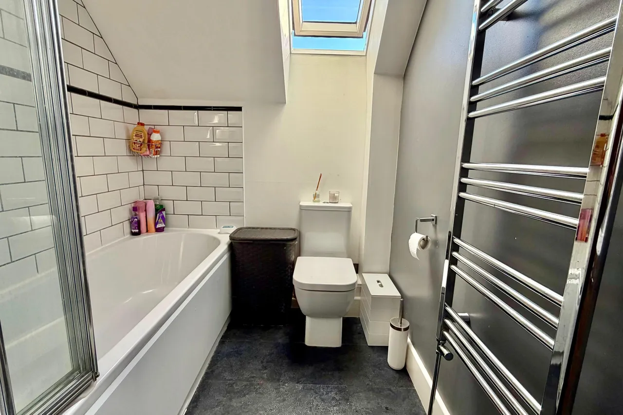 Ringwood, BH24, photo 18