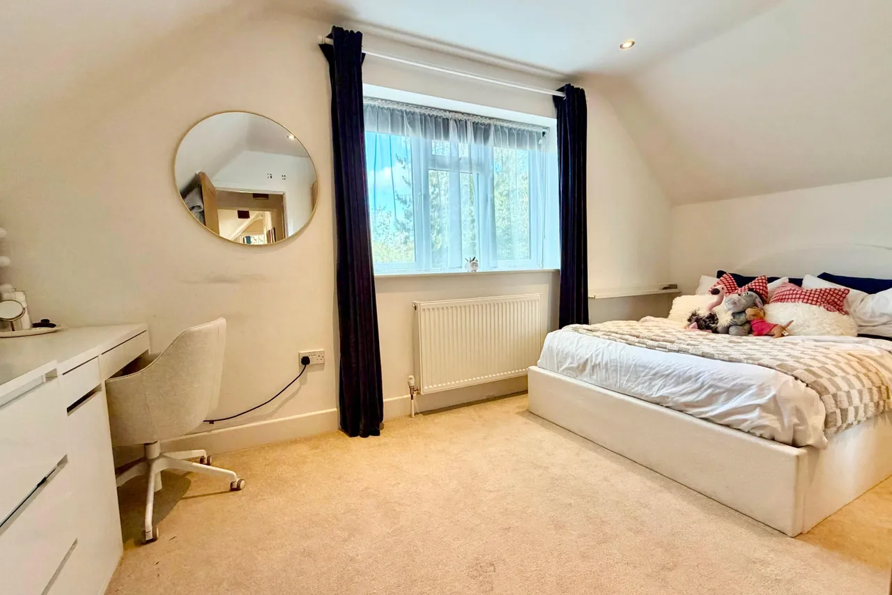 Ringwood, BH24, photo 14